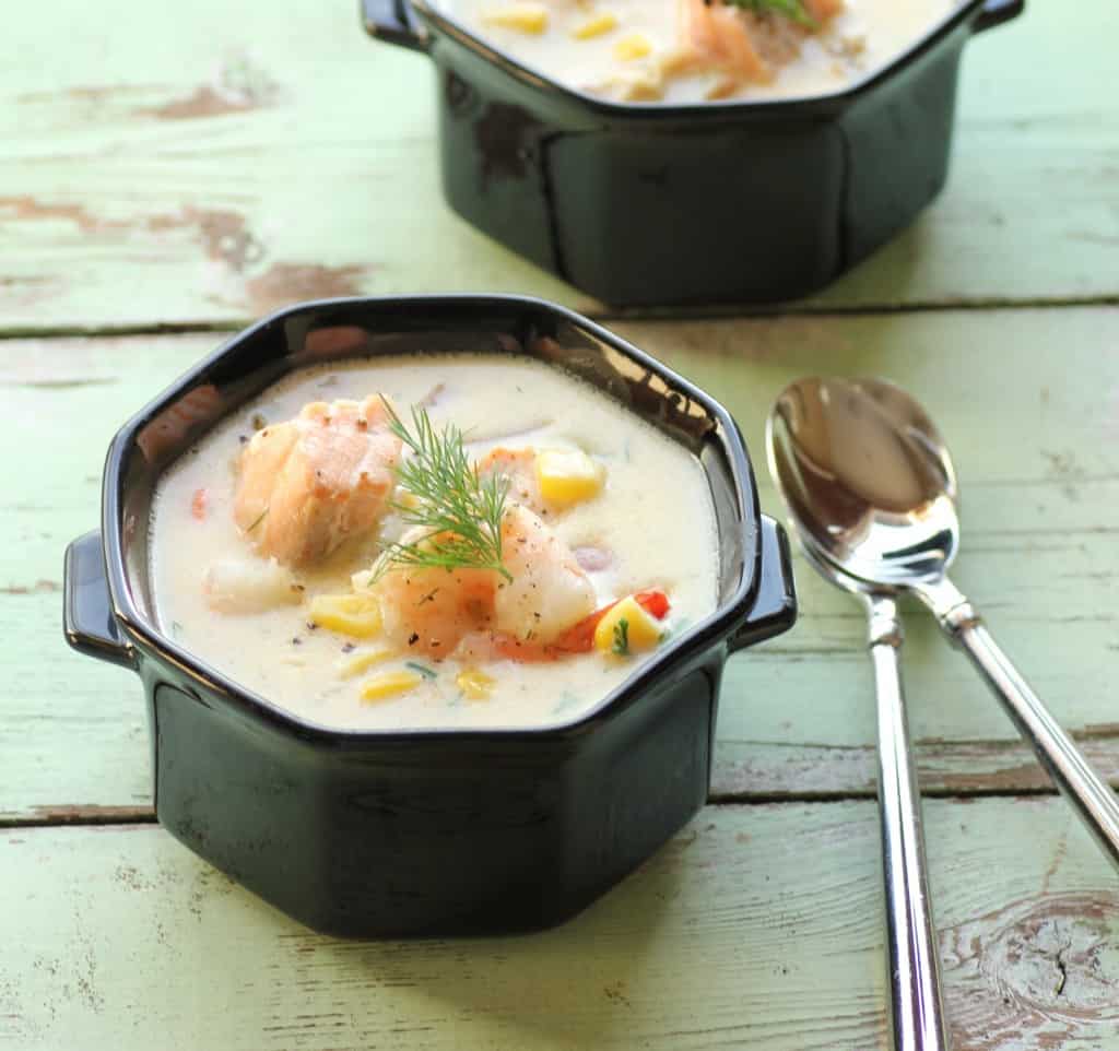 Seafood Chowder for #SundaySupper by Noshing With The Nolands