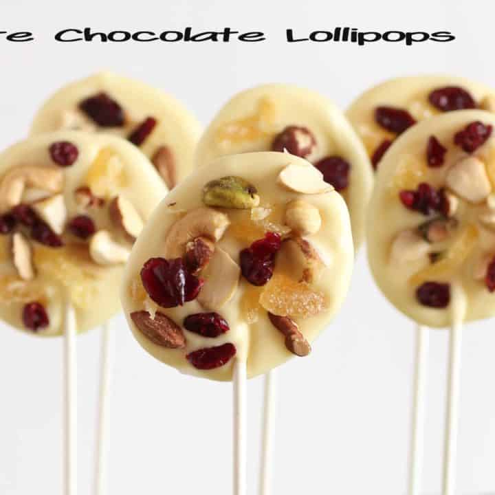 White Chocolate Lollipops for New Year's Eve