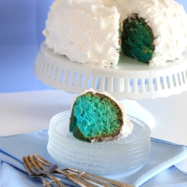 Red White and Blue Bundt Cake - The Wooden Spoon Effect