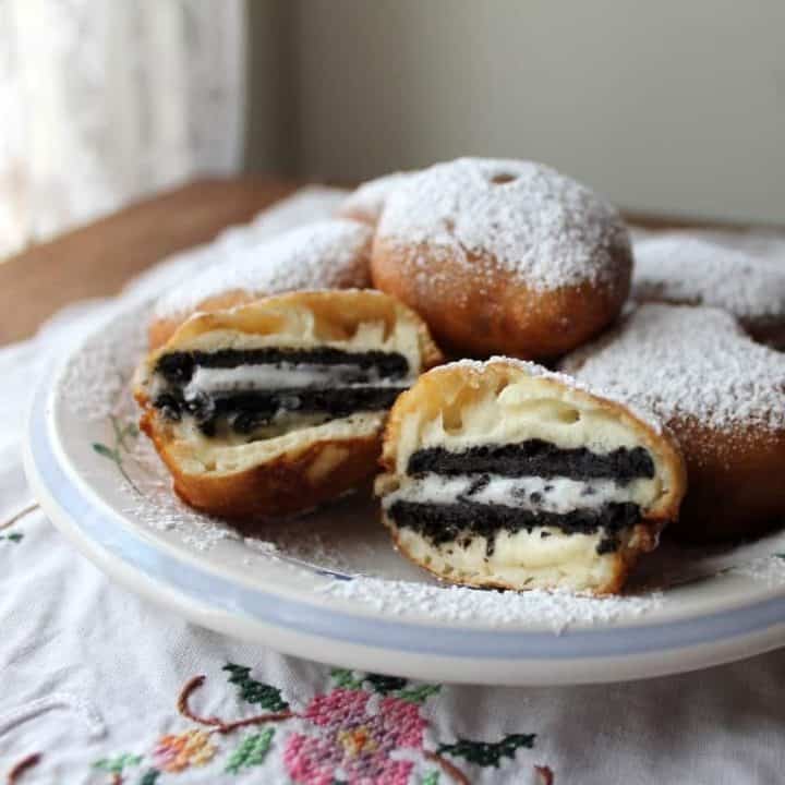 Deep-Fried Oreos by Food Lust People Love