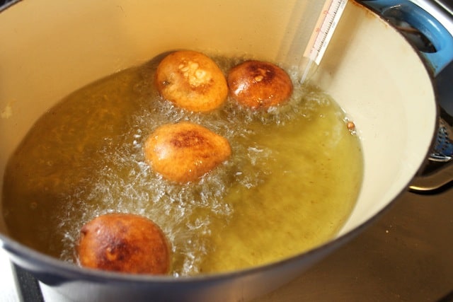 Deep-Fried Oreos by Food Lust People Love