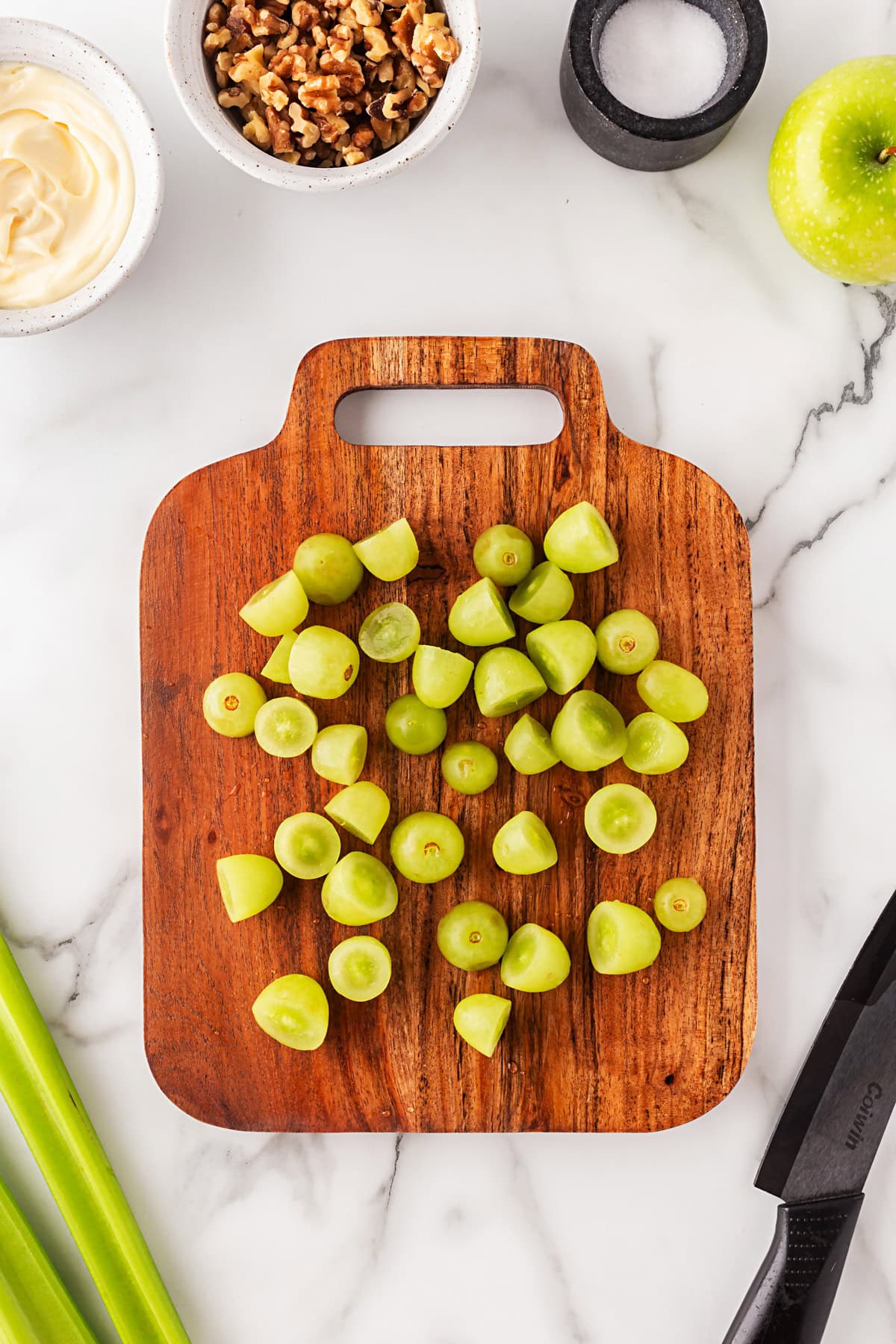 This classic salad has been enjoyed for at least 100 years. Waldorf Salad is simple to make with only 5 main ingredients and 5 minutes of your time. It is a favorite of mine for lunch. Sliced grapes.