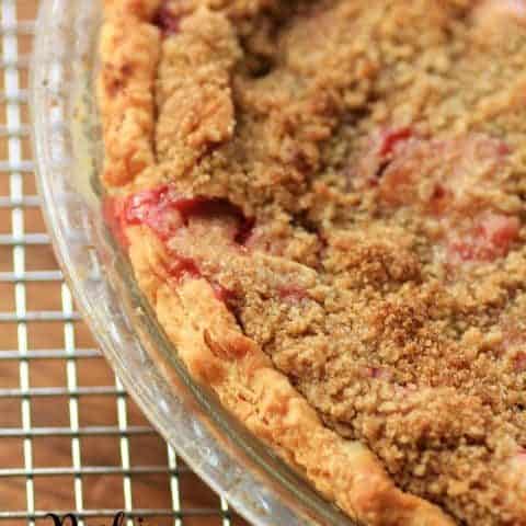 Rhubarb Strawberry Sour Cream Pie