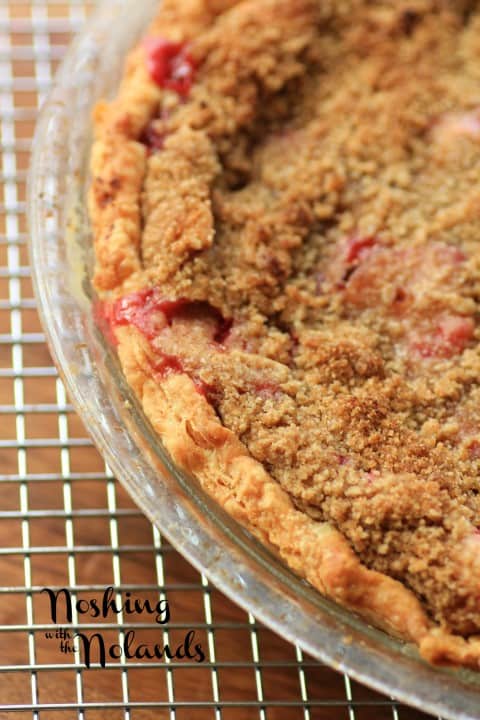 Rhubarb Strawberry Sour Cream Pie