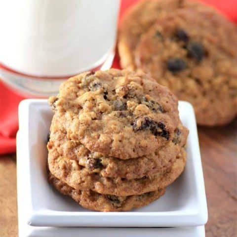 Chewy Oatmeal Raisin Cookies #CreativeCookieExchange