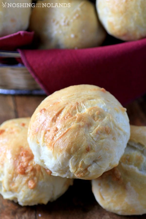 Smoked Cheddar Caramelized Onion Dinner Rolls by Noshing With The Nolands