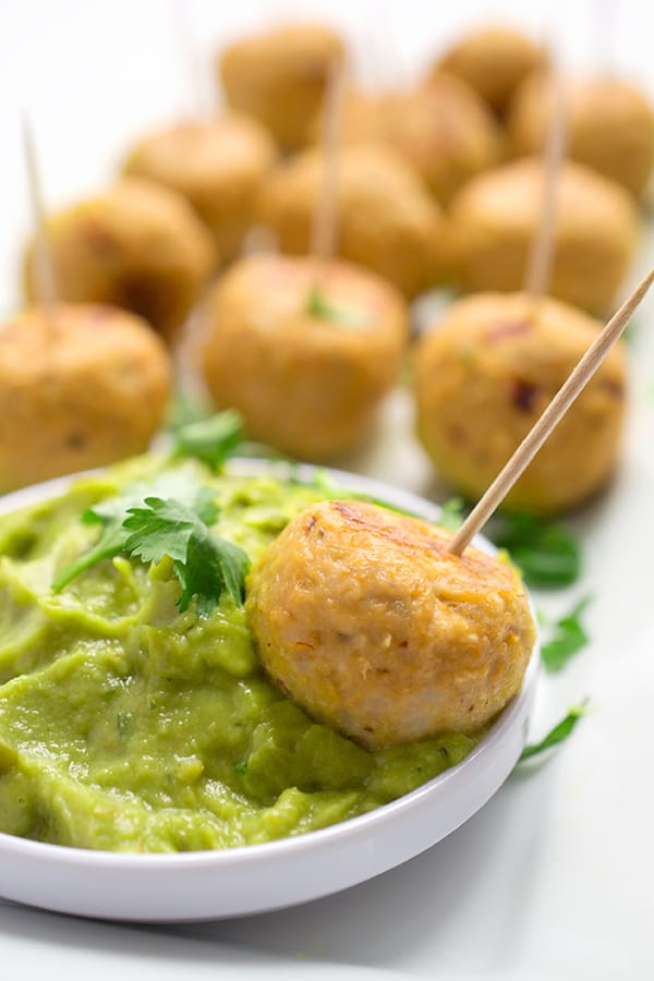 Baked-Turkey-Guacamole-Meatballs-with-Chipotle-Peppers-a-quick-and-easy-party-appetizer-recipe
