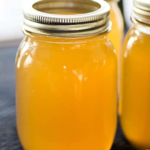 Overnight Slow Cooker Chicken Stock