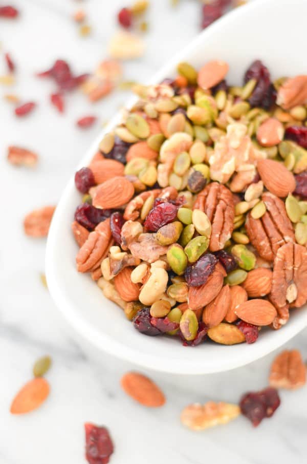 Trader Joe's Omega Trail Mix Recipe - Healthy, Vegan Snack - Luci's Morsels -- Los Angeles Healthy Food Blog-4 (Custom)