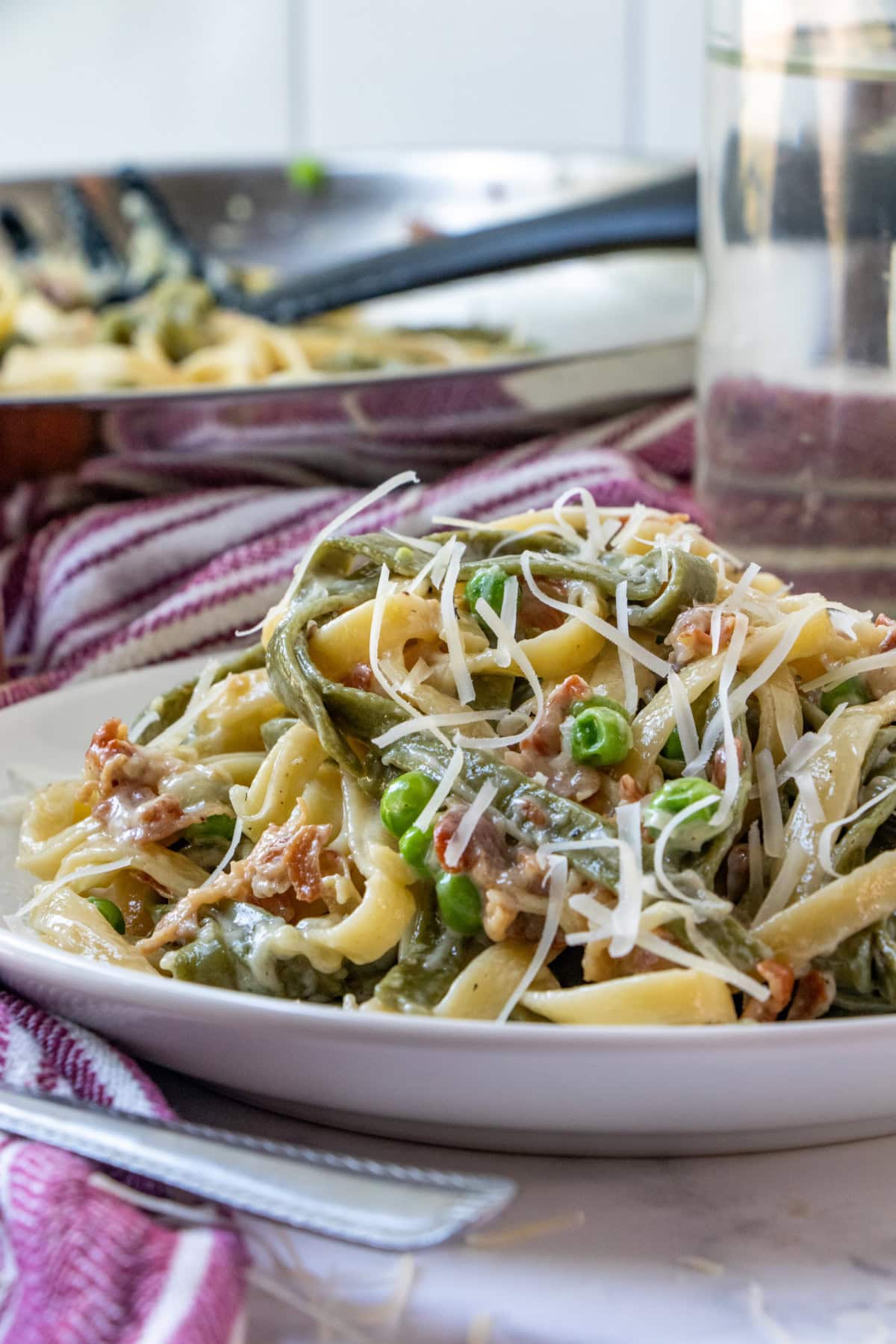 Straw and Hay pasta in a bowl. 