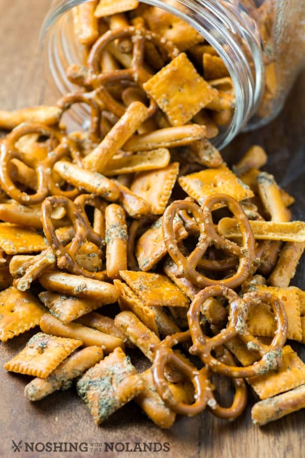 Crowd Pleasing Party Snack Mix 