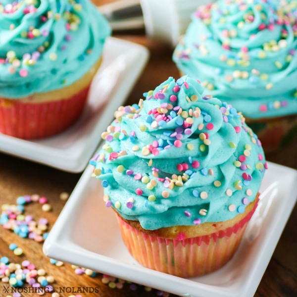 cute birthday cupcakes