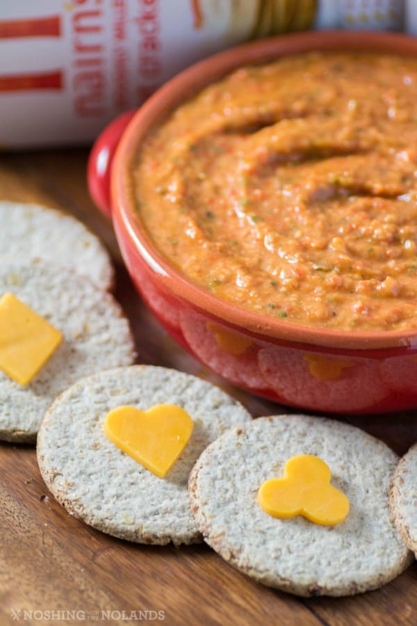 Healthy Roasted Red Pepper Dip