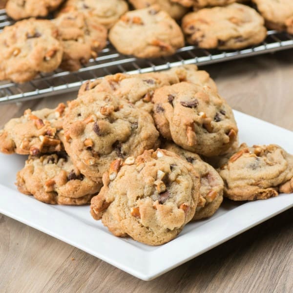 Chocolate Chip Pretzel Caramel Cookies