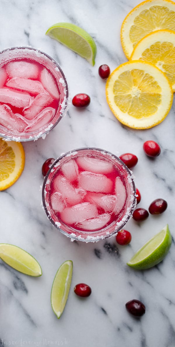 35 Festive Cocktails