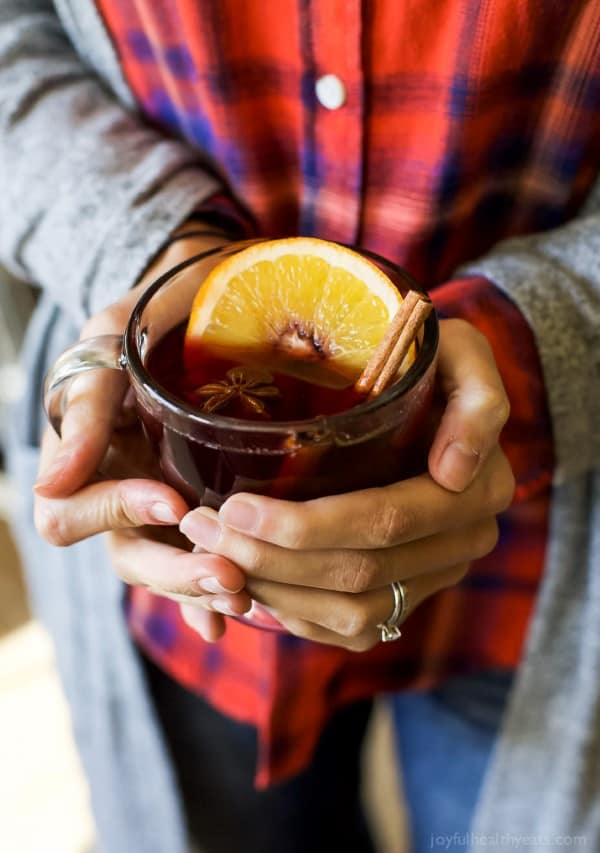 35 Festive Cocktails