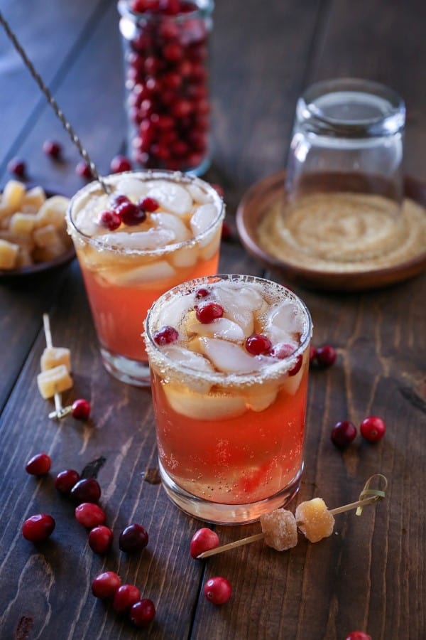 35 Festive Cocktails