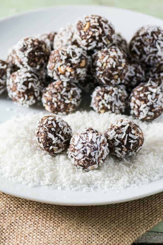 Chocolate Coconut Protein Balls will give you the energy ...