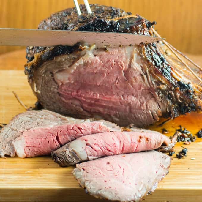 Slicing roast beef