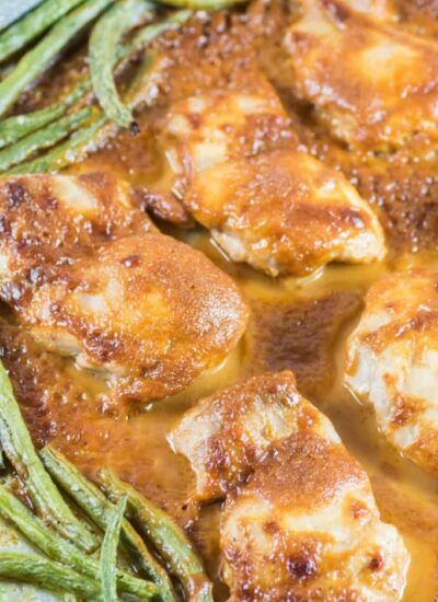 Easy Chicken Thighs hero.