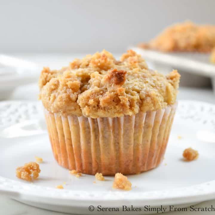 Banana Brown Sugar Crumb Muffins #Guestpost