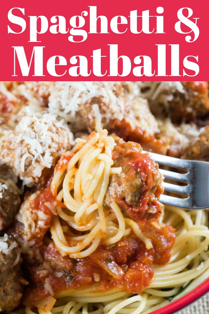 Spaghetti and Meatballs in Marinara Sauce is easy to make with the right recipe! This one will be your new family favorite. #spaghetti #meatballs #marinarasauce