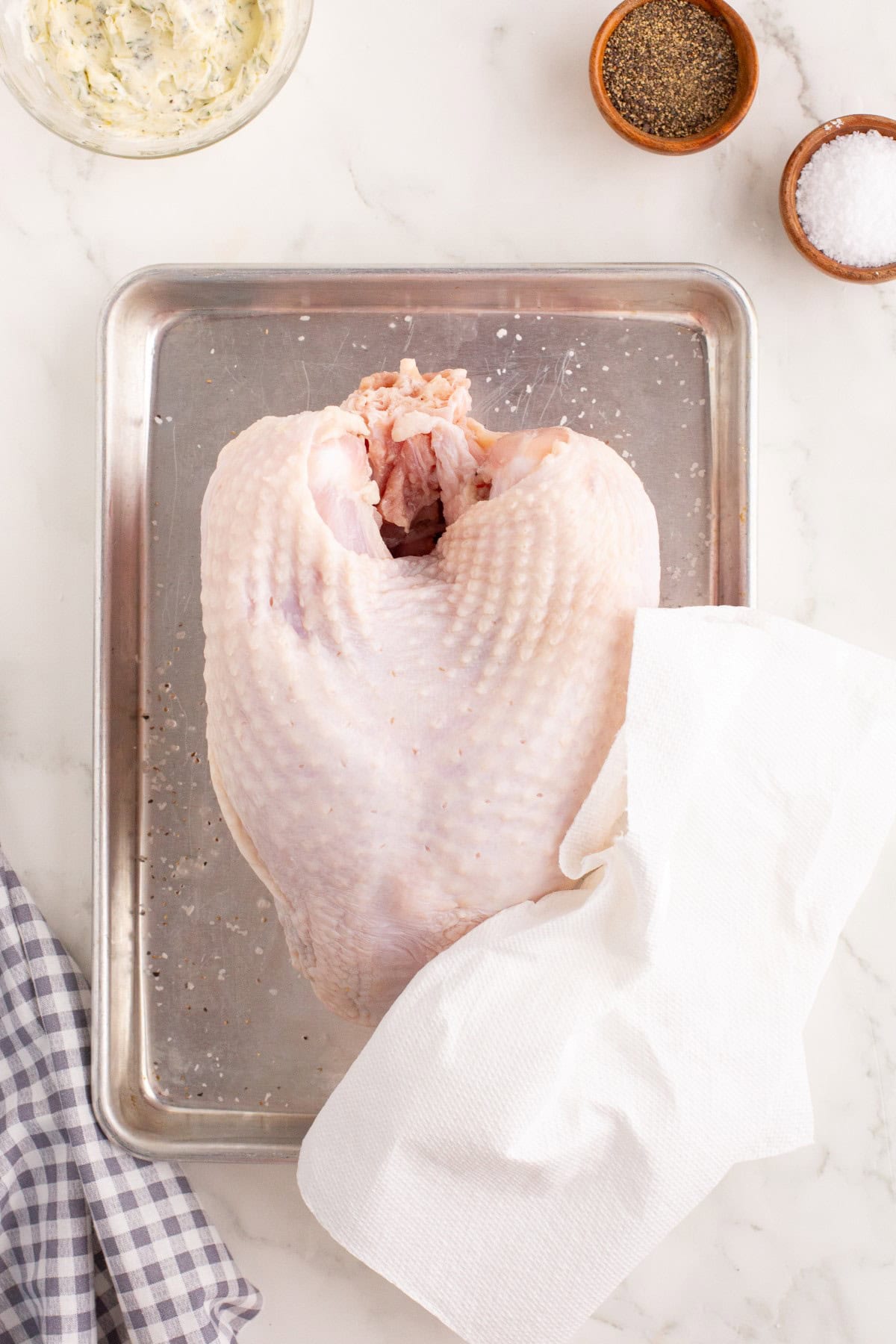 Drying the turkey.