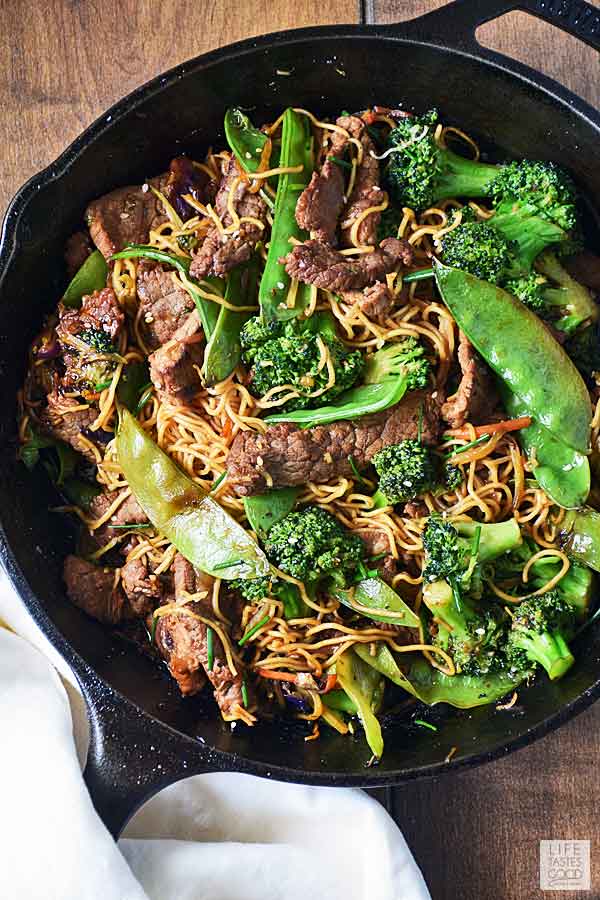 Beef Stir Fry with Noodles in a cast iron pan