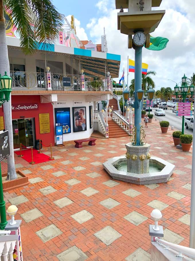 Oranjestad Aruba's Shopping Gems: Renaissance Mall & Royal Plaza