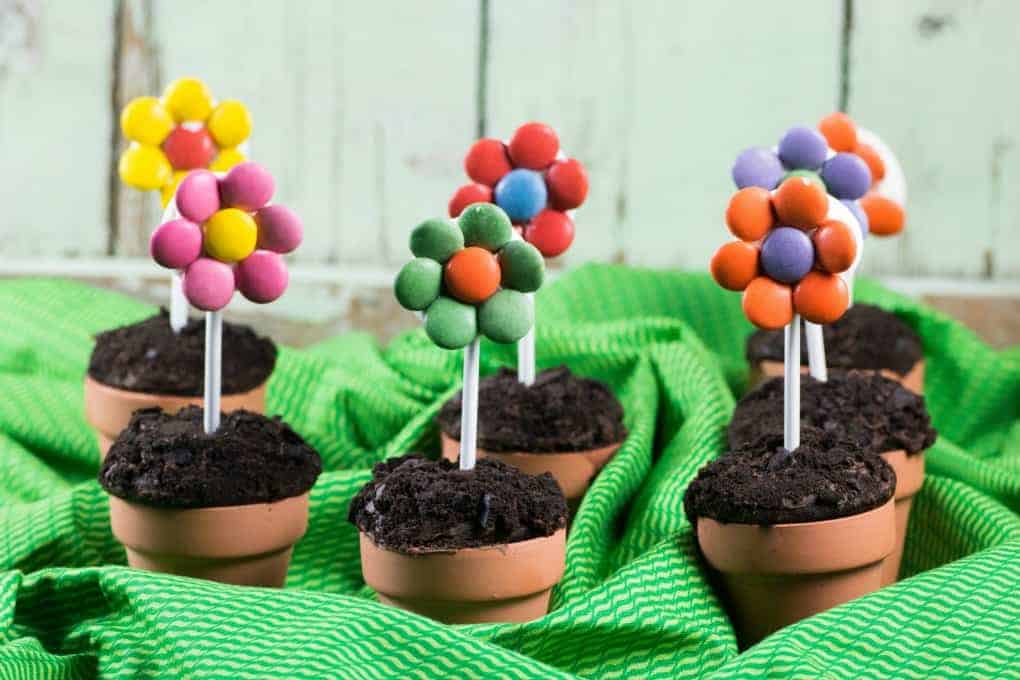 Flower Pot Cupcakes on a green table cloth