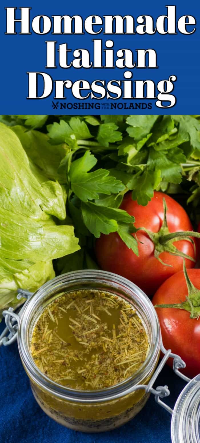 This Homemade Italian Dressing is so simple to make up when you have the seasoning mix at the ready!! #Italiandressing #dressing #salad