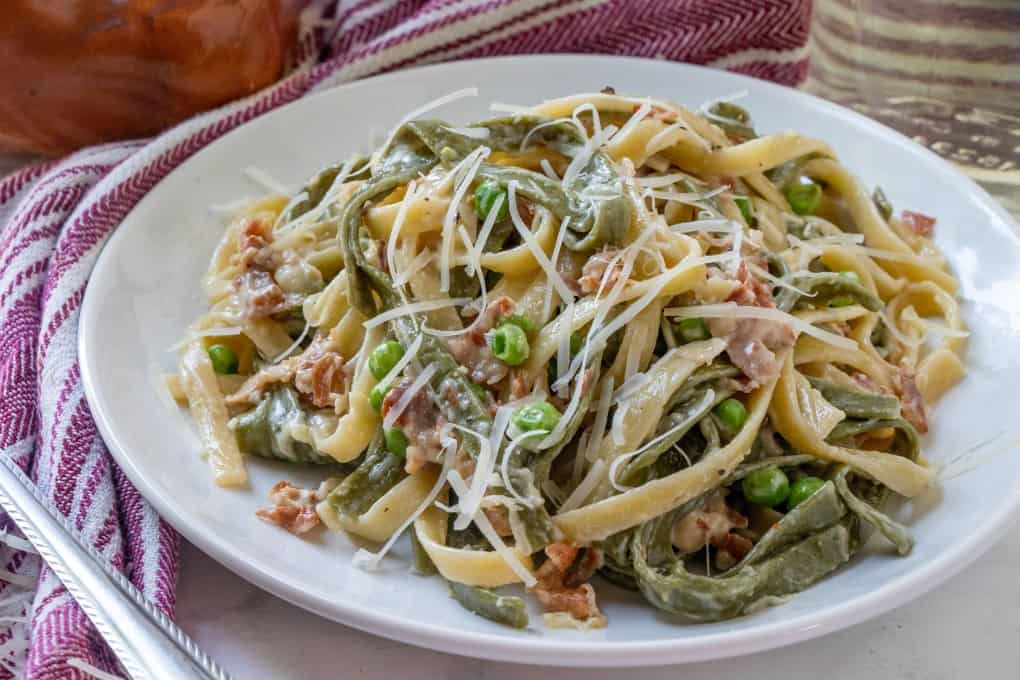 Paglia e Fieno pasta on a white plate