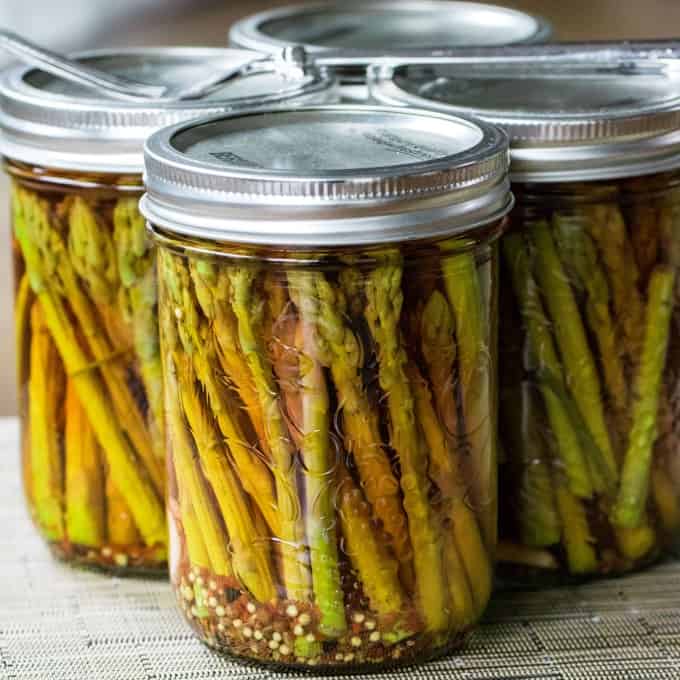 Spicy Pickled Asparagus in jars