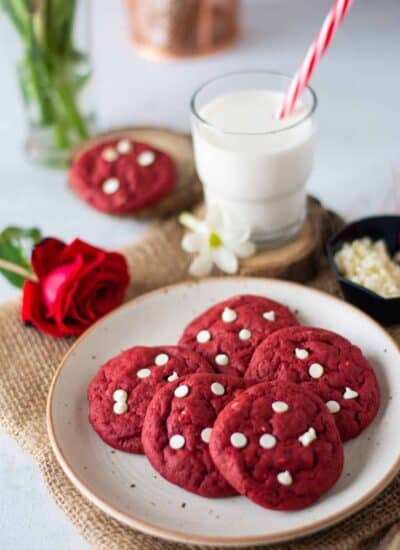 Red Velvet Cookies hero.