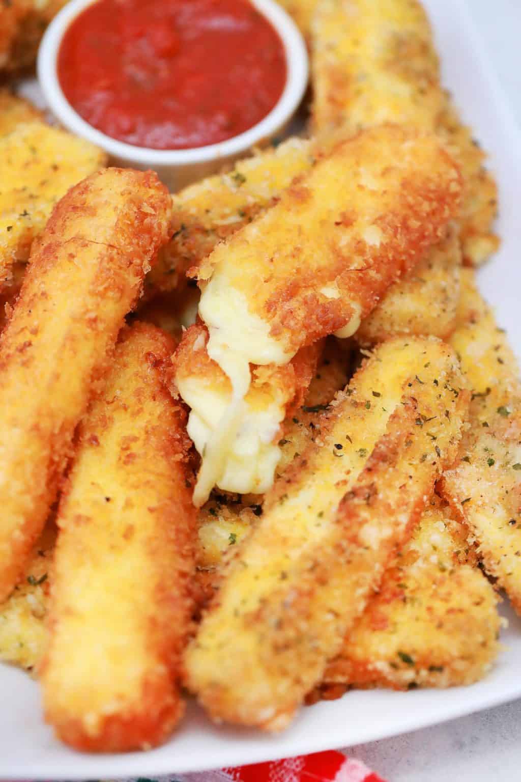 Mozzarella Cheese Sticks - Noshing With the Nolands