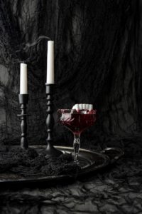 Dracula's Kiss - Halloween Cocktail - Noshing With the Nolands