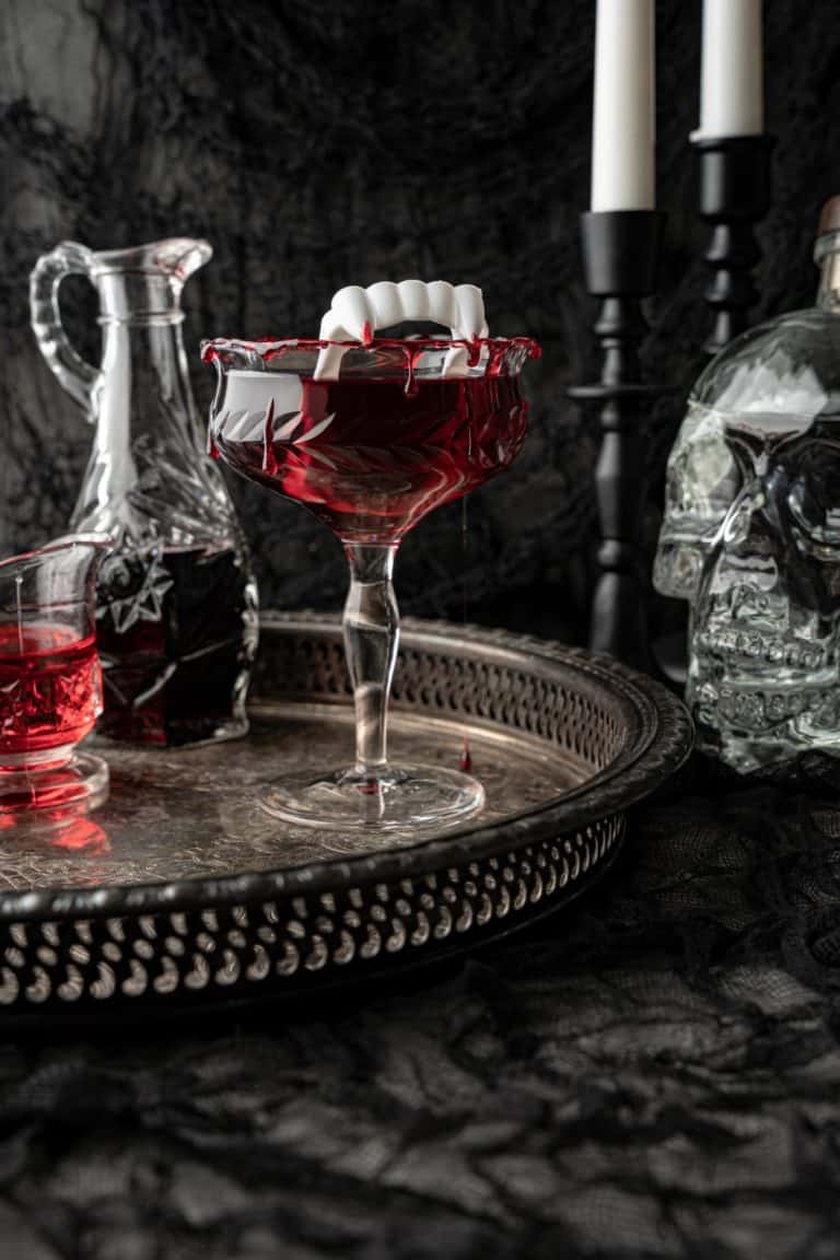 Dracula's Kiss - Halloween Cocktail - Noshing With the Nolands