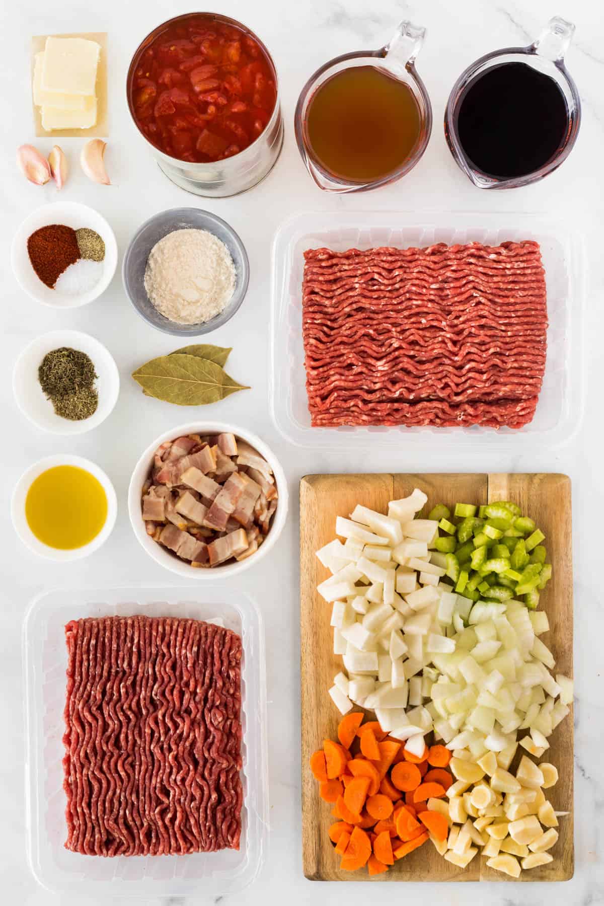 Ingredients for the meat and vegetable layer of cottage pie