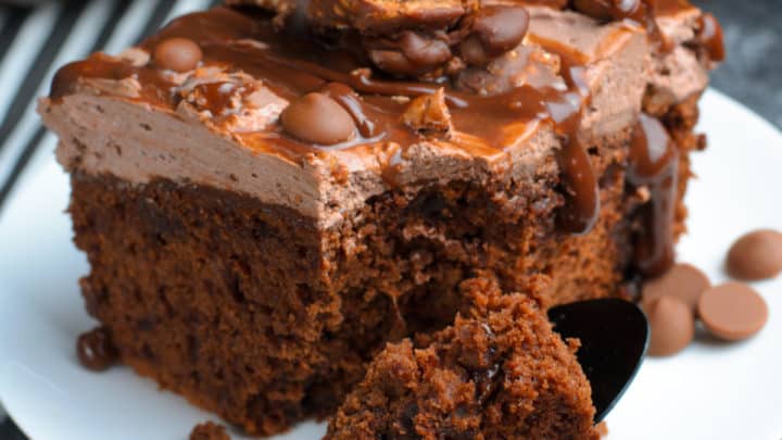 Ferrero Rocher Chocolate Poke Cake