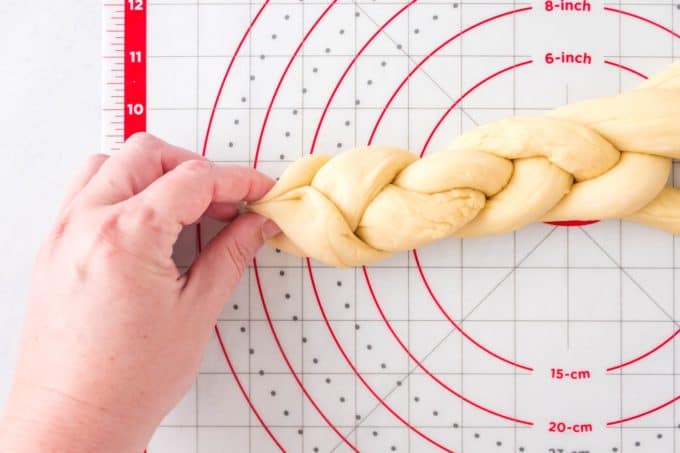 White Braided Bread - Noshing With The Nolands
