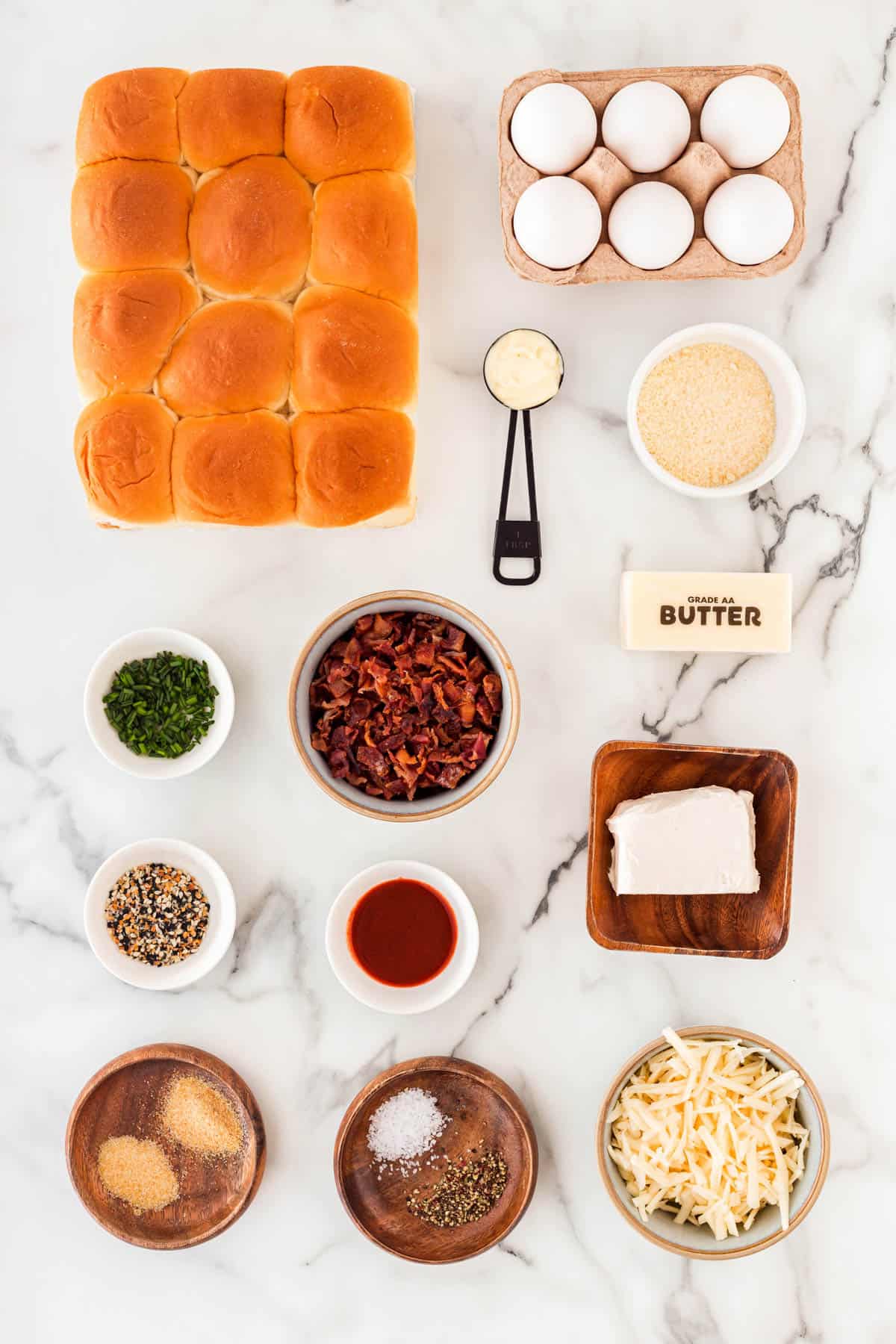 Ingredients for Stuffed Bacon Egg Breakfast Sliders. 