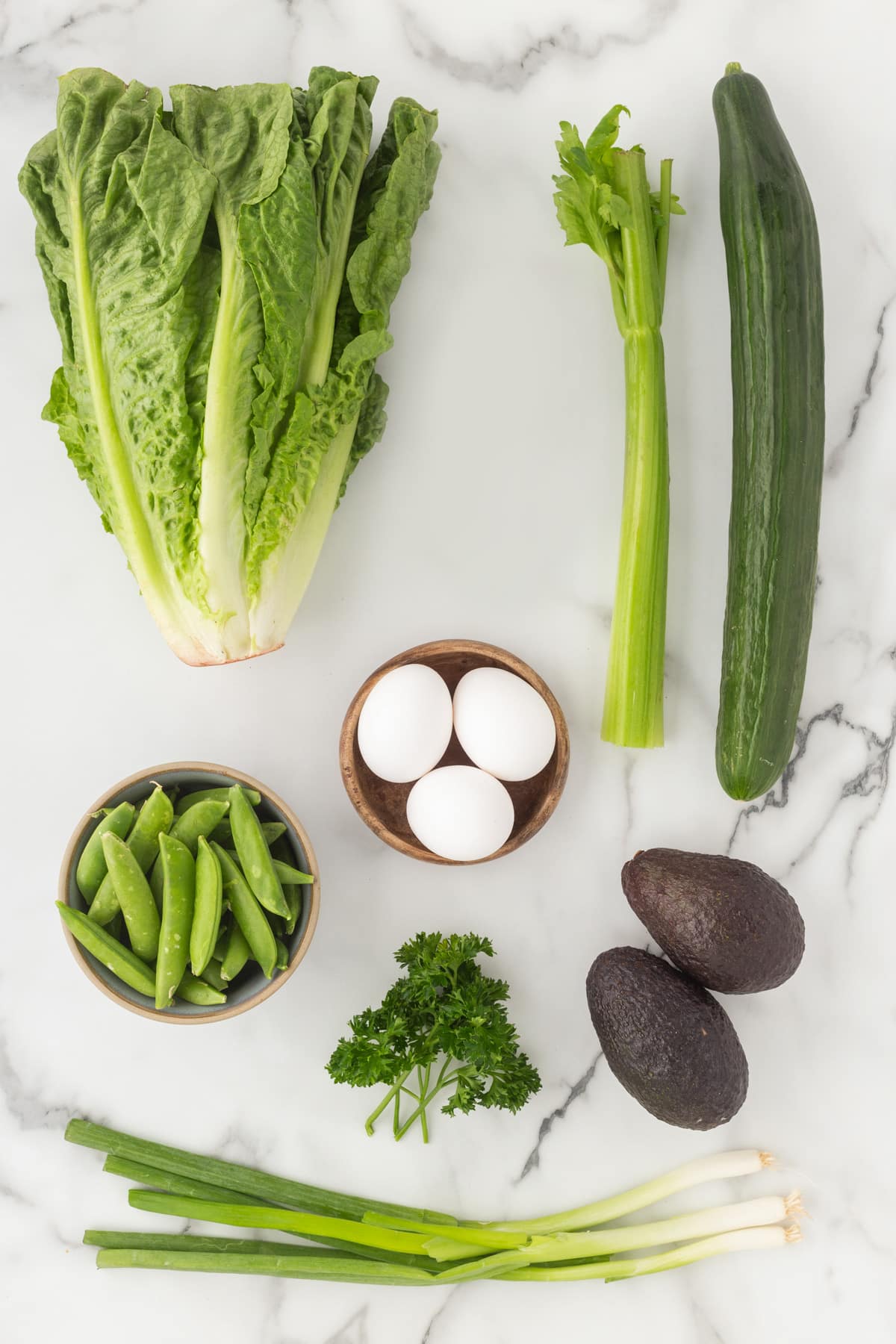 Ingredients for California Salad. 