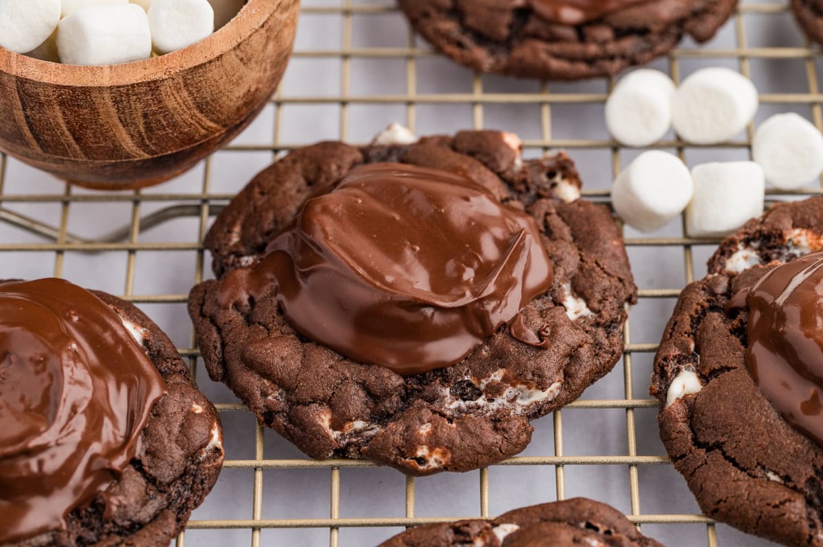 Cookies on a rack. 