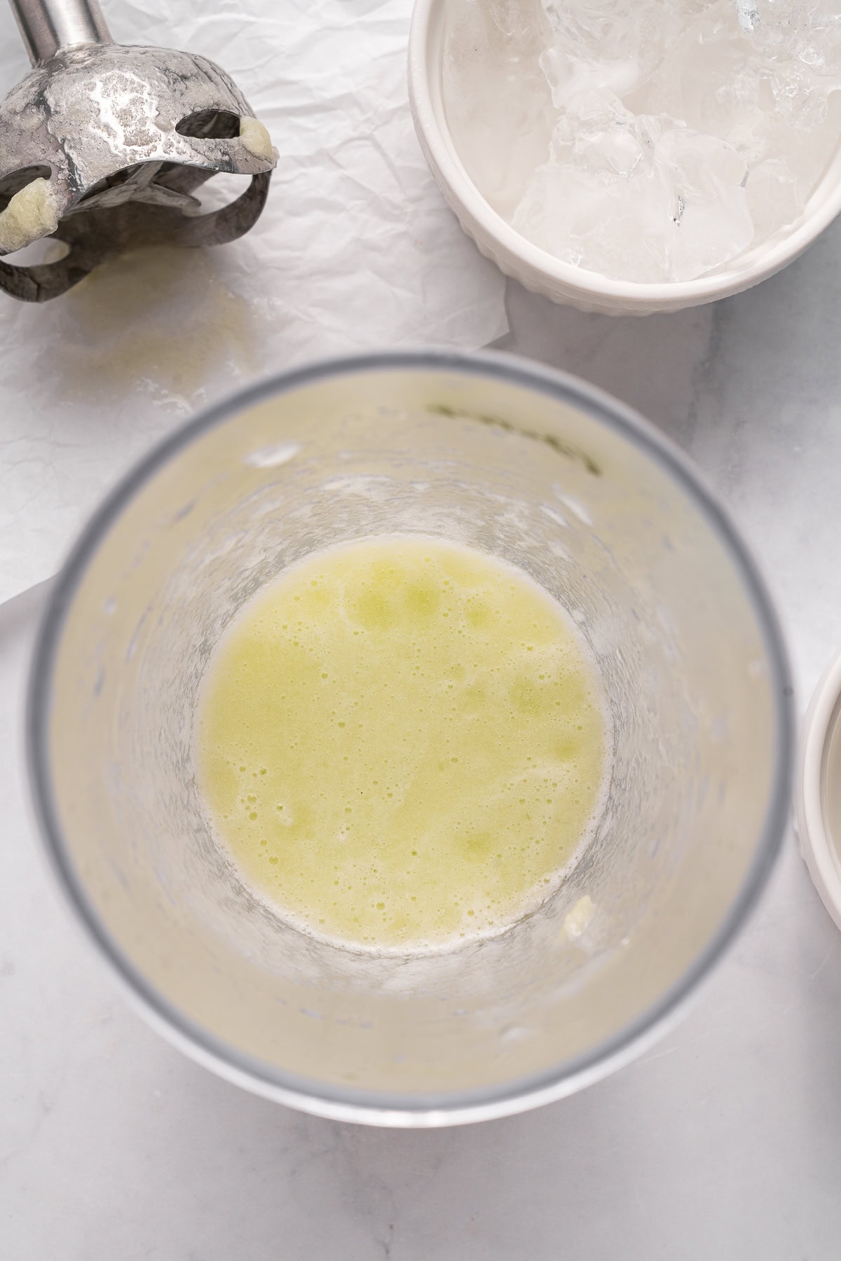 Vodka Cucumber Cocktail is the perfect summer porch sipper on a hot day!! It is easy enough to make for yourself, but perfect for any gathering or BBQ! Your company will rave over it. Blending melon and water.