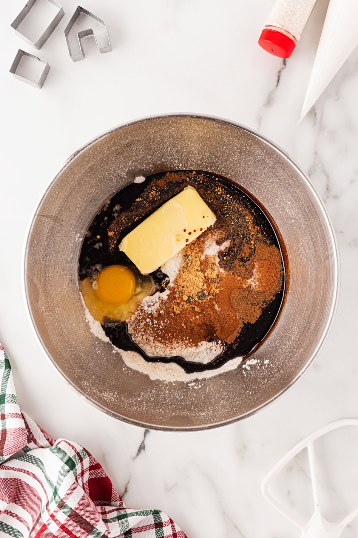 Gingerbread ingredients in a bowl. 