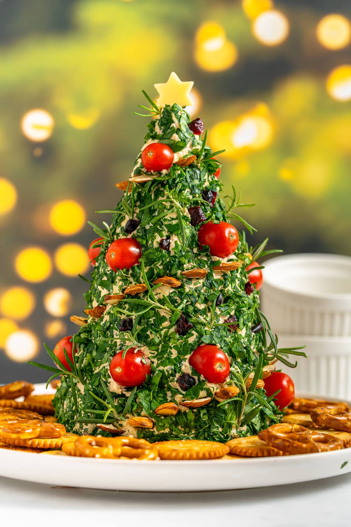 Christmas Tree Cheeseball.