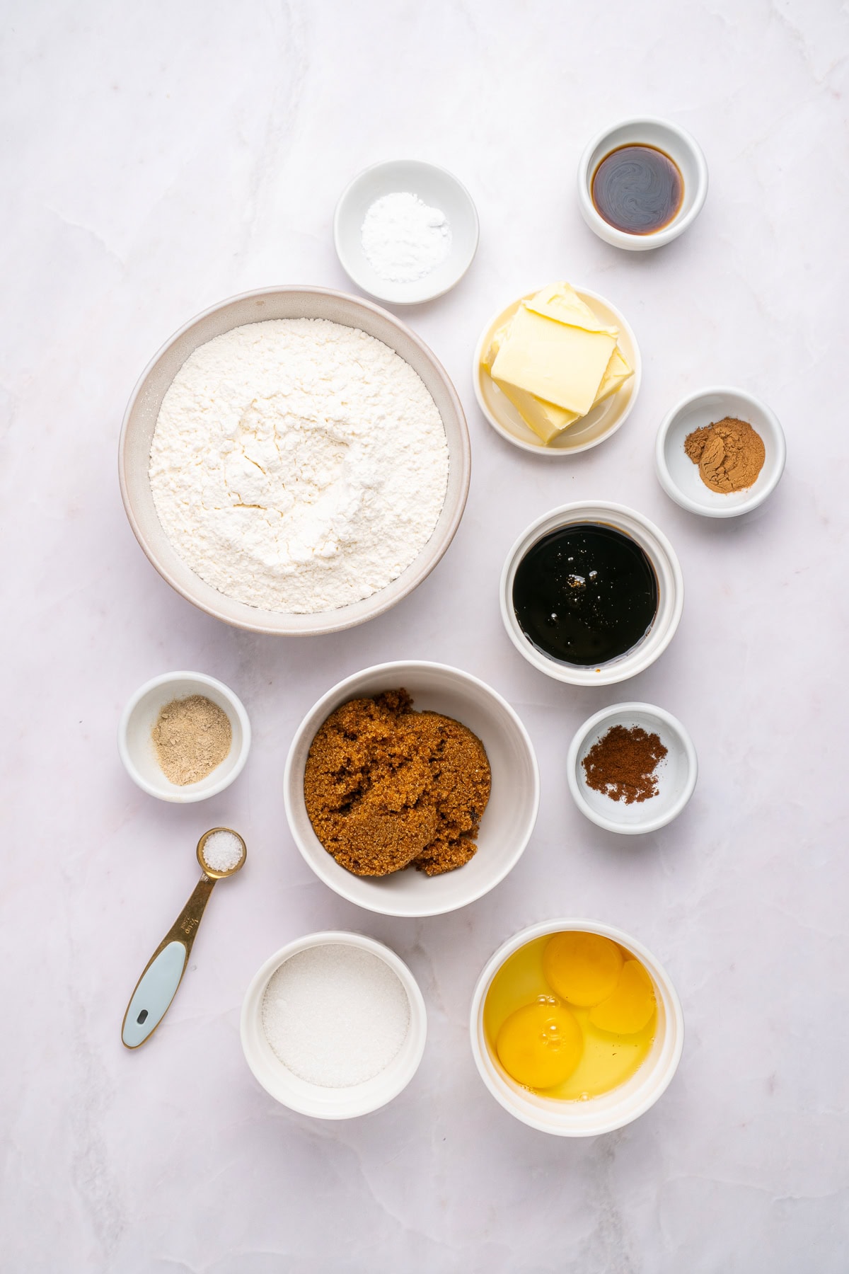 Gingersnap cookies ingredients.