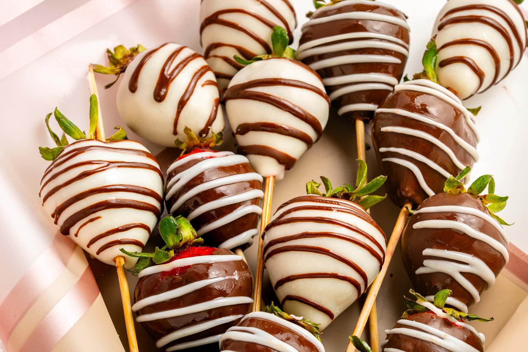 Close-up on the chocolate-covered strawberries.