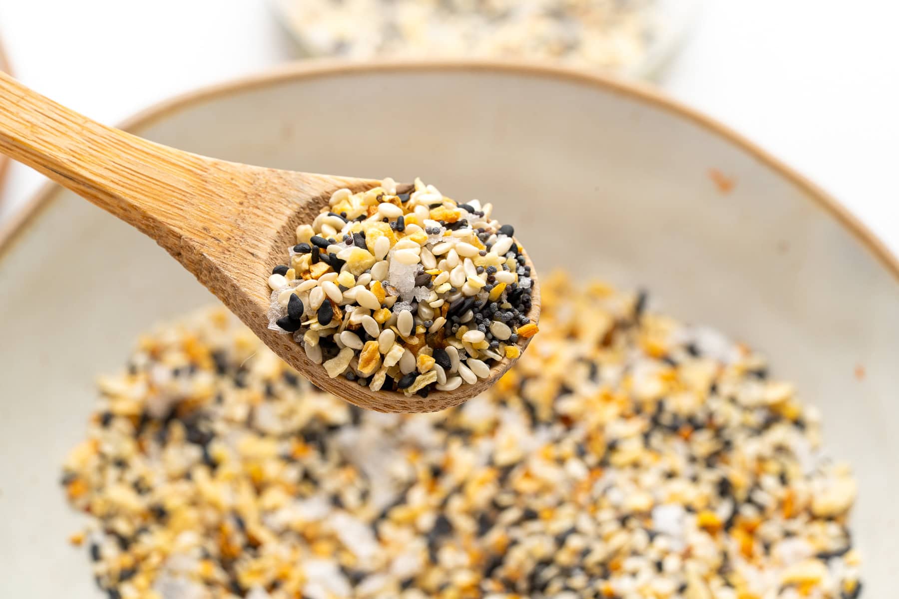 Everything bagel seasoning close-up.