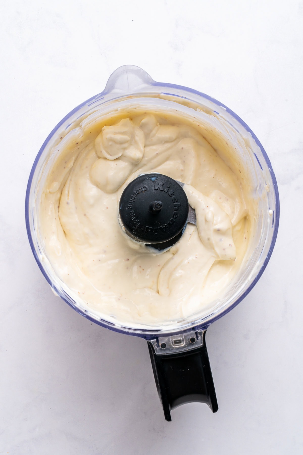Smooth cream cheese sauce.